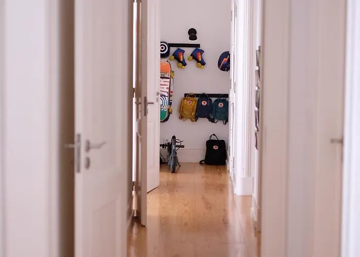 For Families, Center * Лісабон