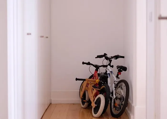 For Families, Center * Лісабон