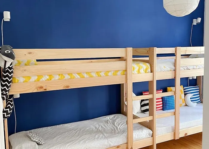 For Families, Center * Лісабон