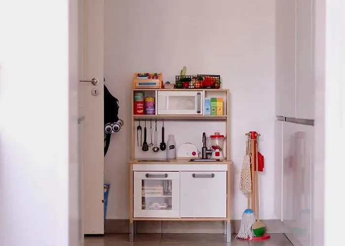 For Families, Center Лісабон