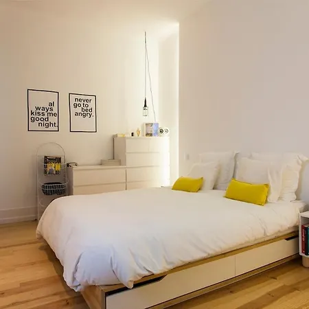 For Families, Center Apartment *